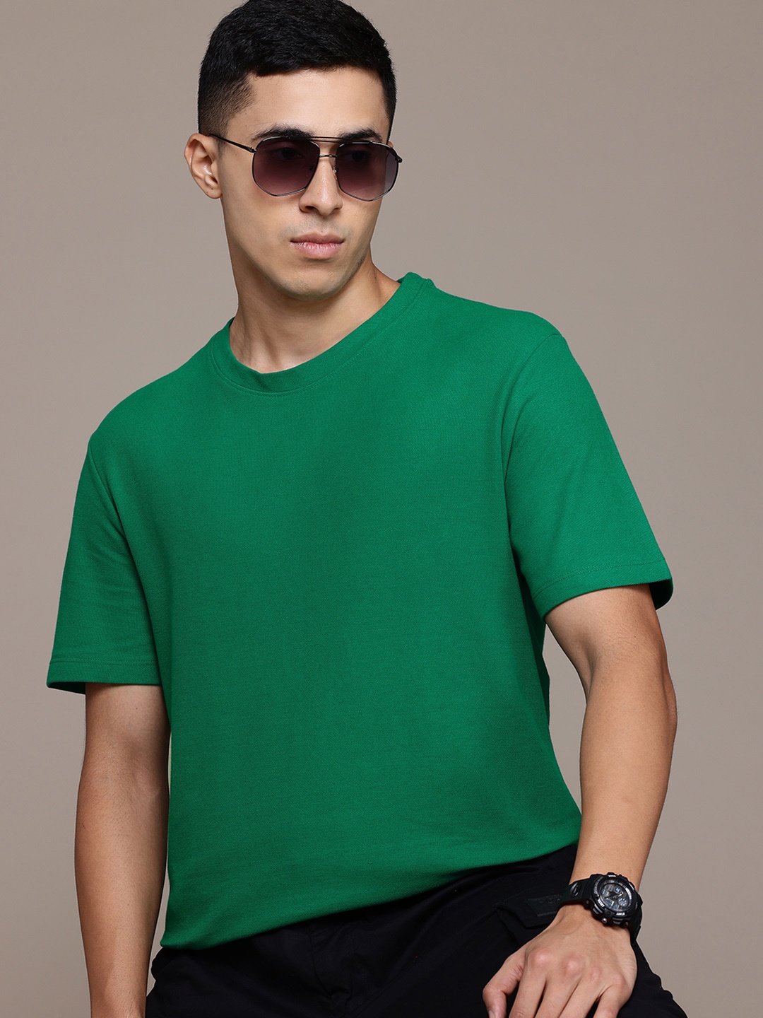 

The Roadster Lifestyle Co. Drop-Shoulder Sleeves Casual T-shirt, Green