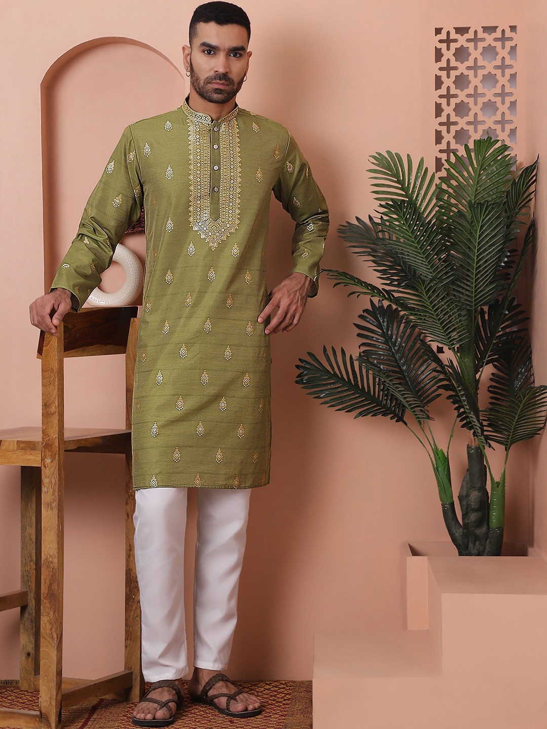 

Jompers Men Printed Regular Kurta with Pyjamas, Olive