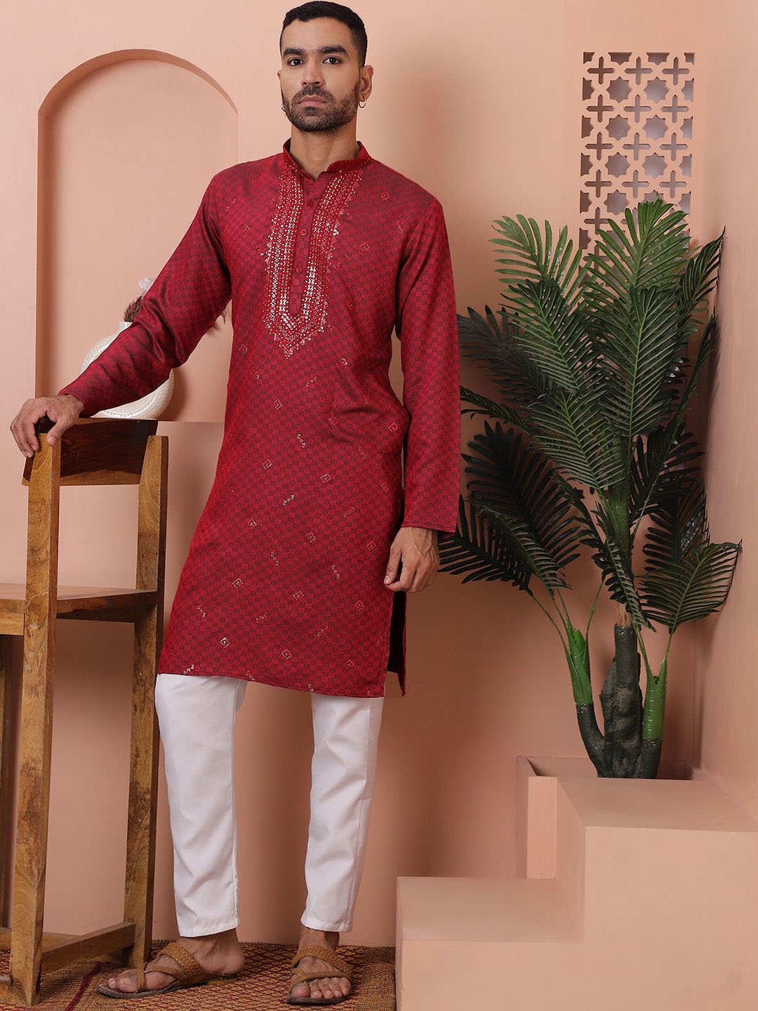 

Jompers Embroidered Mandarin Collar Long Sleeves Sequinned Kurta with Pyjamas, Maroon