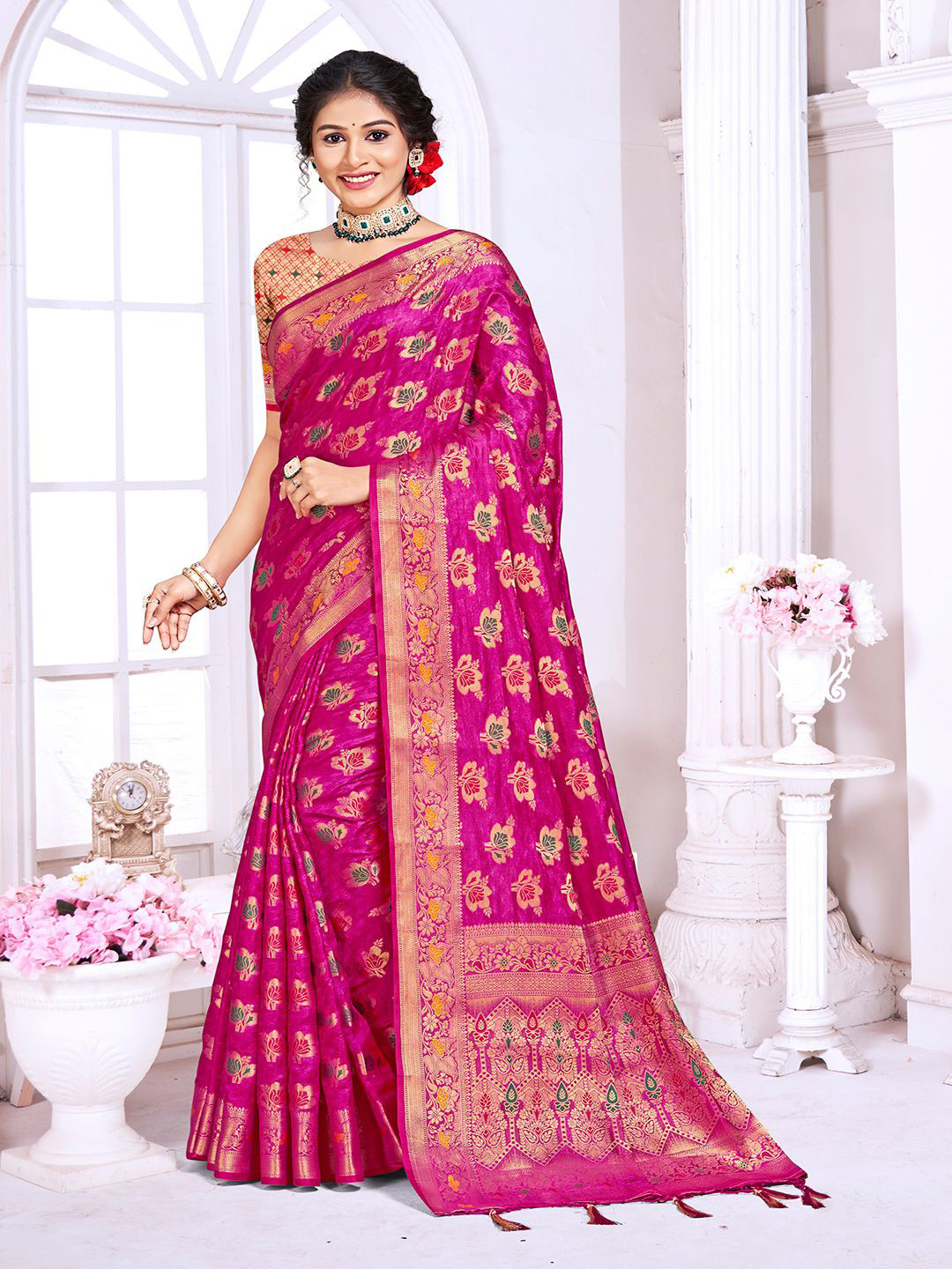 

SANGAM PRINTS Woven Design Zari Silk Blend Tussar Saree, Pink