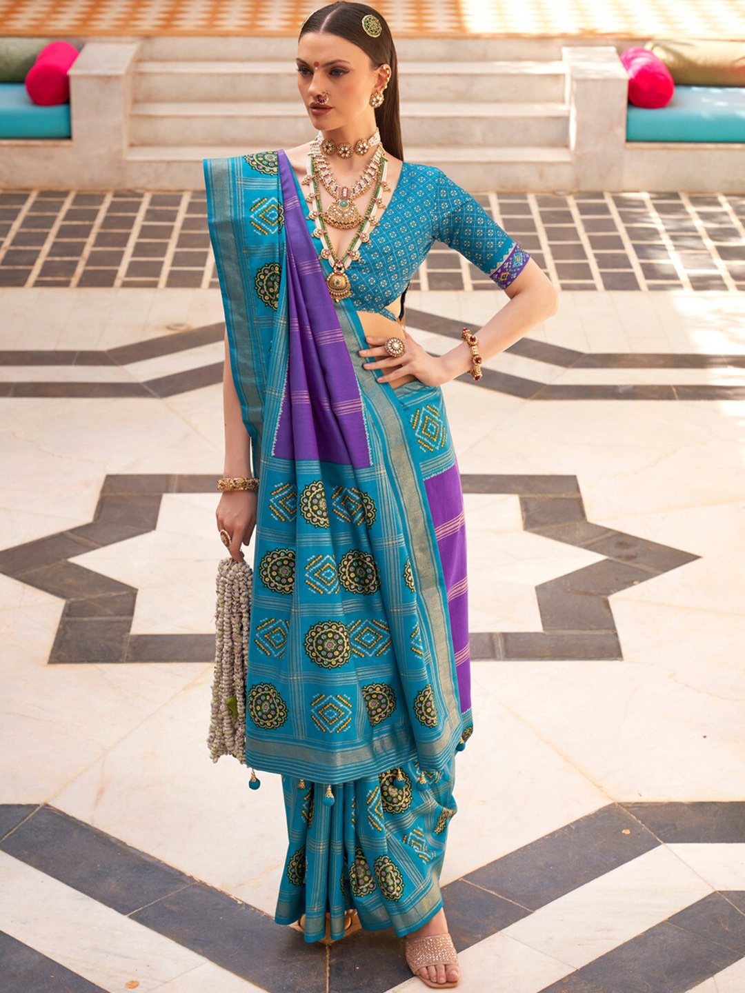 

Anouk Ethnic Motifs Zari Silk Blend Saree, Purple