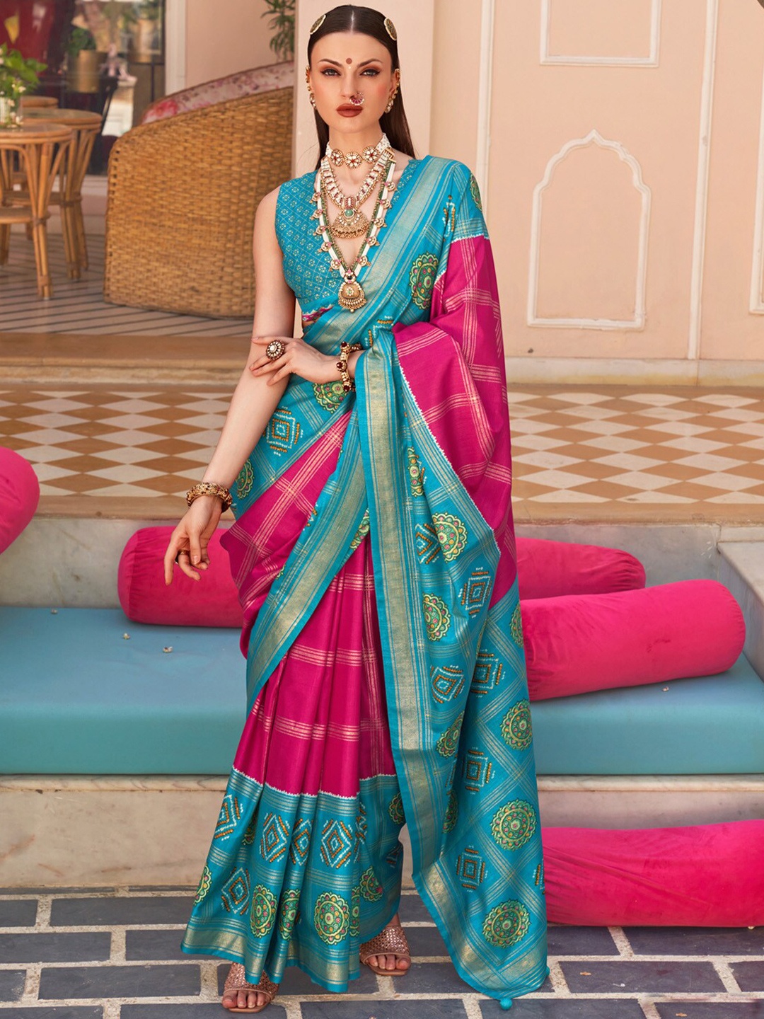 

Anouk Checked Zari Silk Blend Saree, Pink