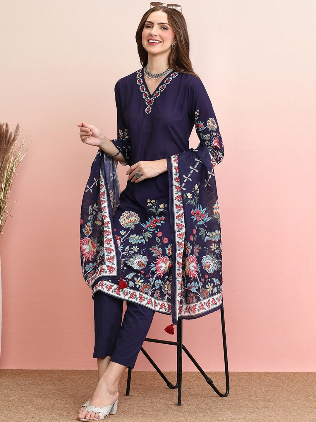 

Indo Era Floral Printed Regular Thread Work Kurta with Trousers & Dupatta, Purple