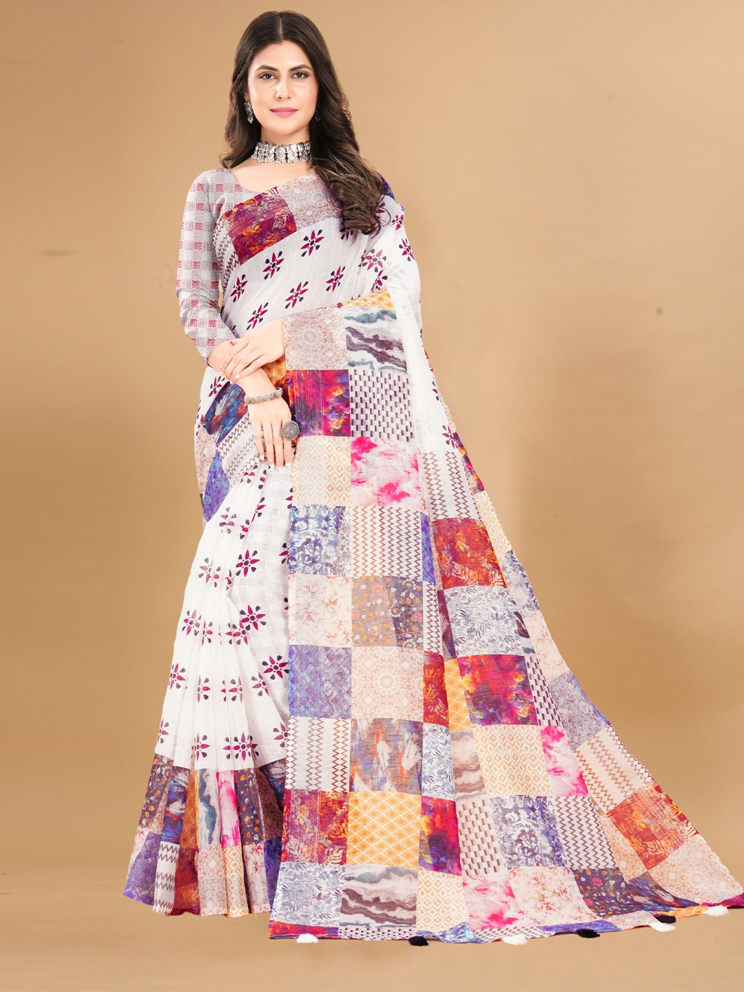

V3 FASHION STUDIO Ethnic Motifs Pure Linen Saree, White