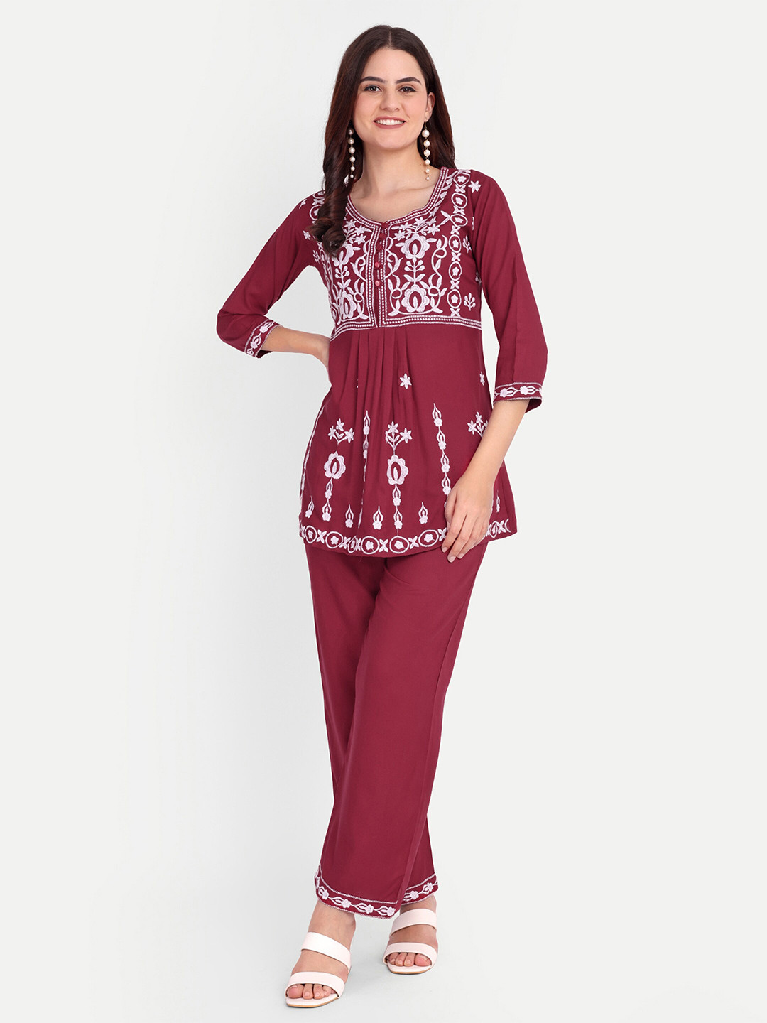 

FNOCKS Organic Cotton Embroidered Peplum Top with Trousers, Maroon