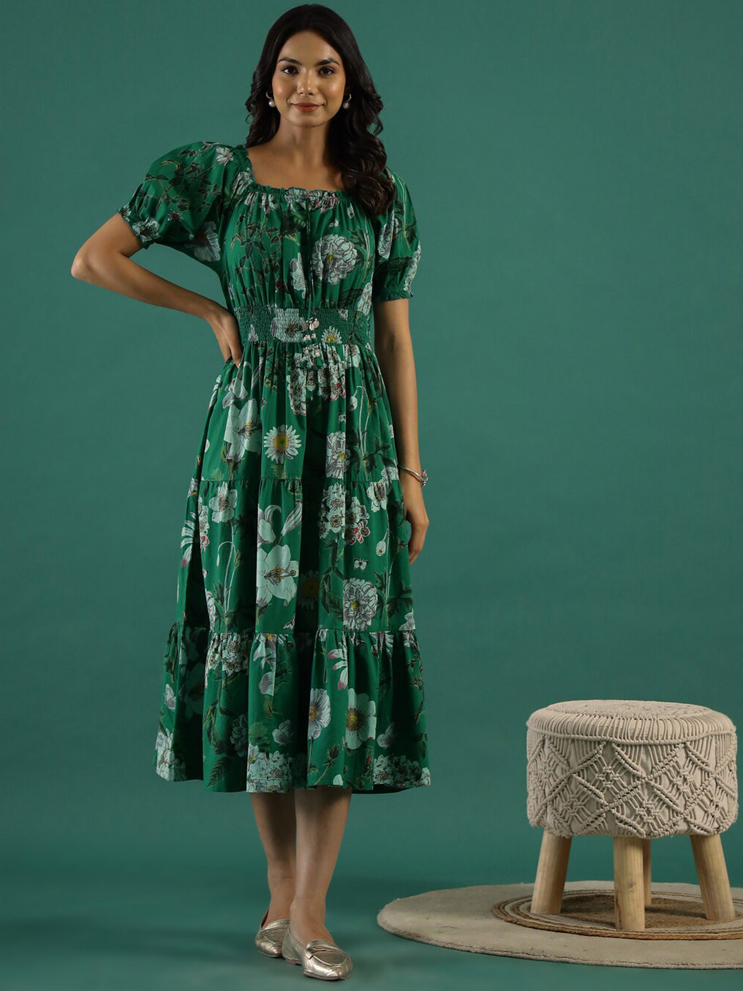 

Sangria Green Floral Printed Square Neck Puff Sleeves Cotton Fit & Flare Midi Ethnic Dress