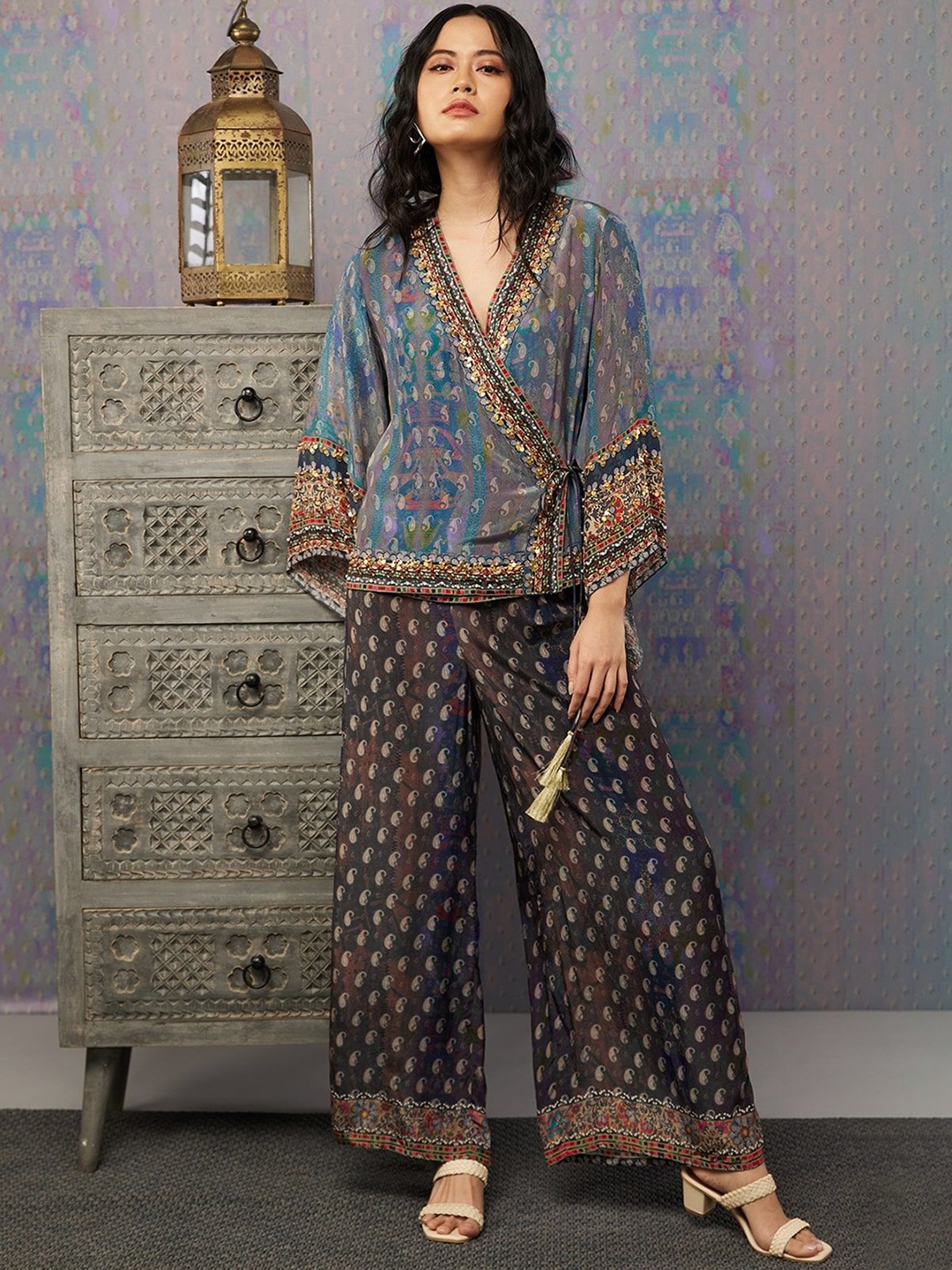 

SOUP BY SOUGAT PAUL Embellished V-Neck Top With Flared Palazzos Co-Ords, Black
