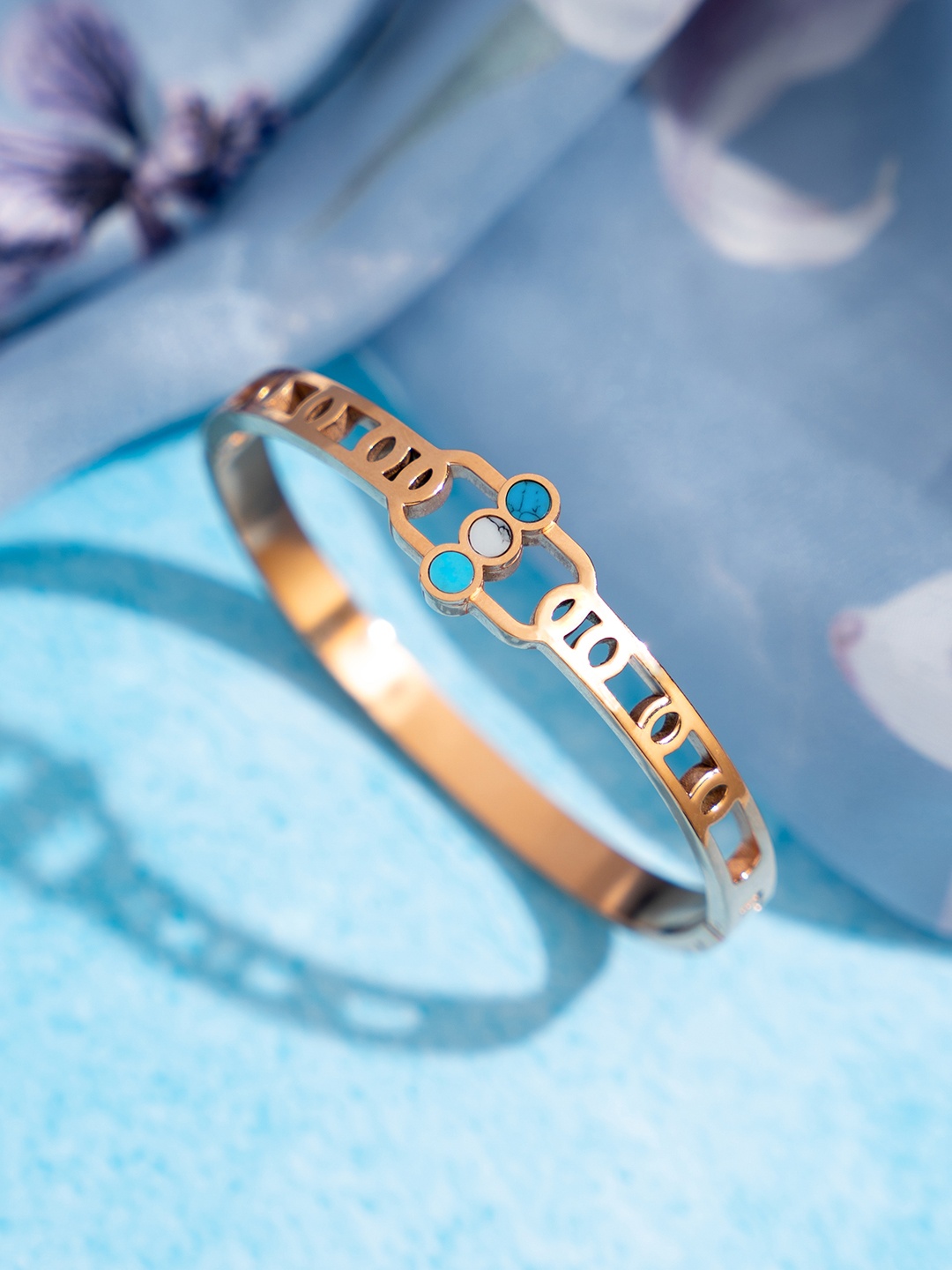 

SWASHAA Women Rose Gold-Plated Kada Bracelet