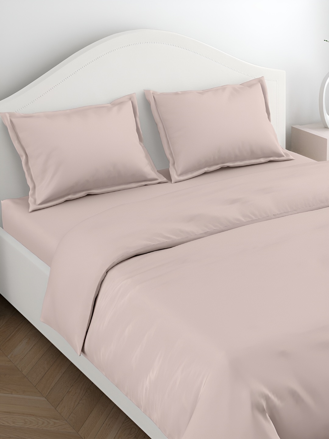 

haus & kinder Pink 300 TC Cotton King Bedsheet with 2 Pillow Covers