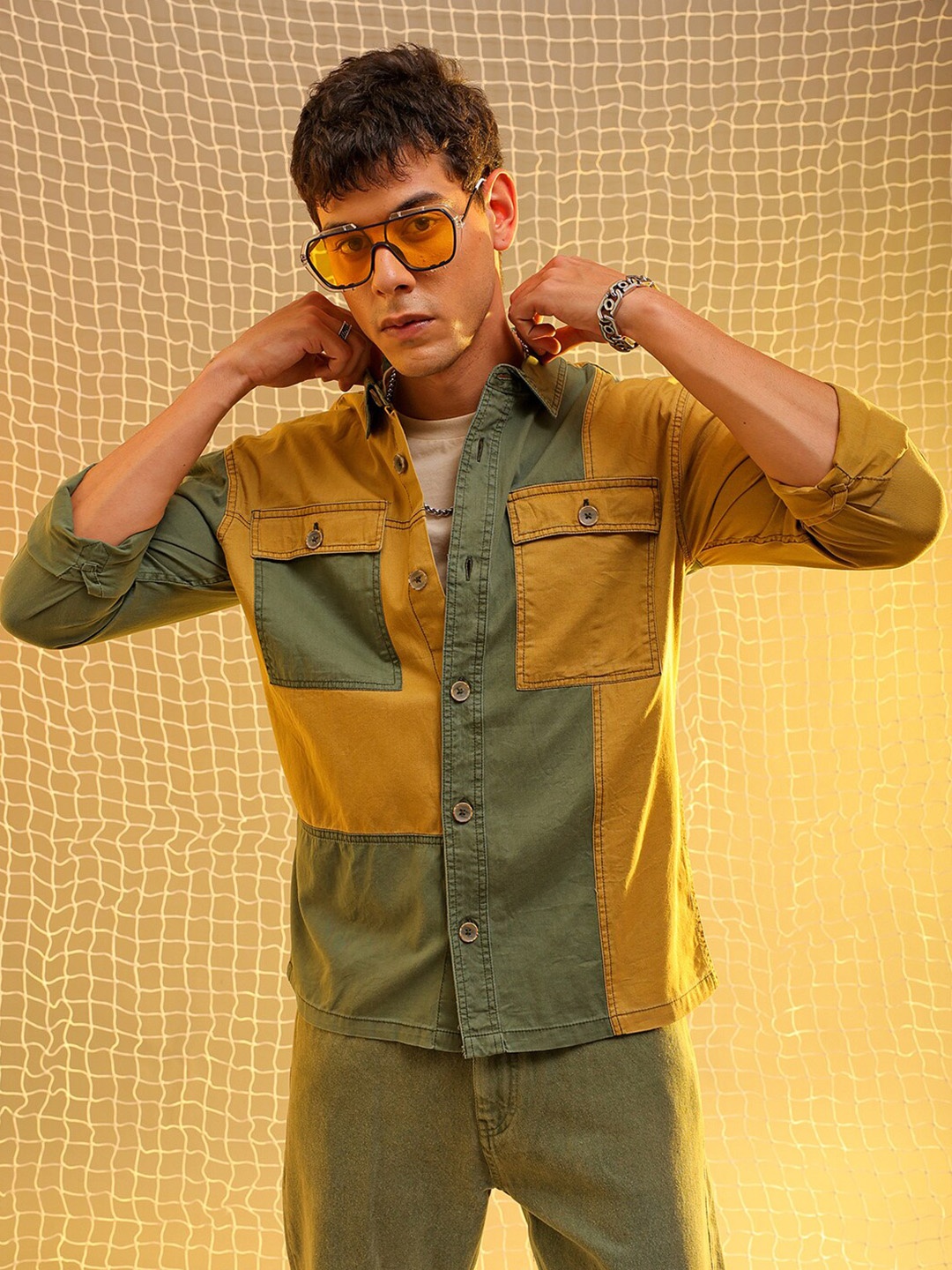 

The Indian Garage Co Colourblocked Spread Collar Long Sleeves Casual Shirt, Yellow