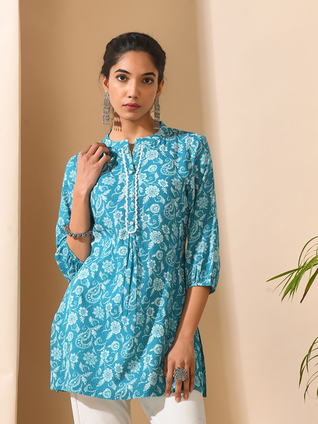 

MEESAN Mandarin Collar Printed Ethnic Tunic, White