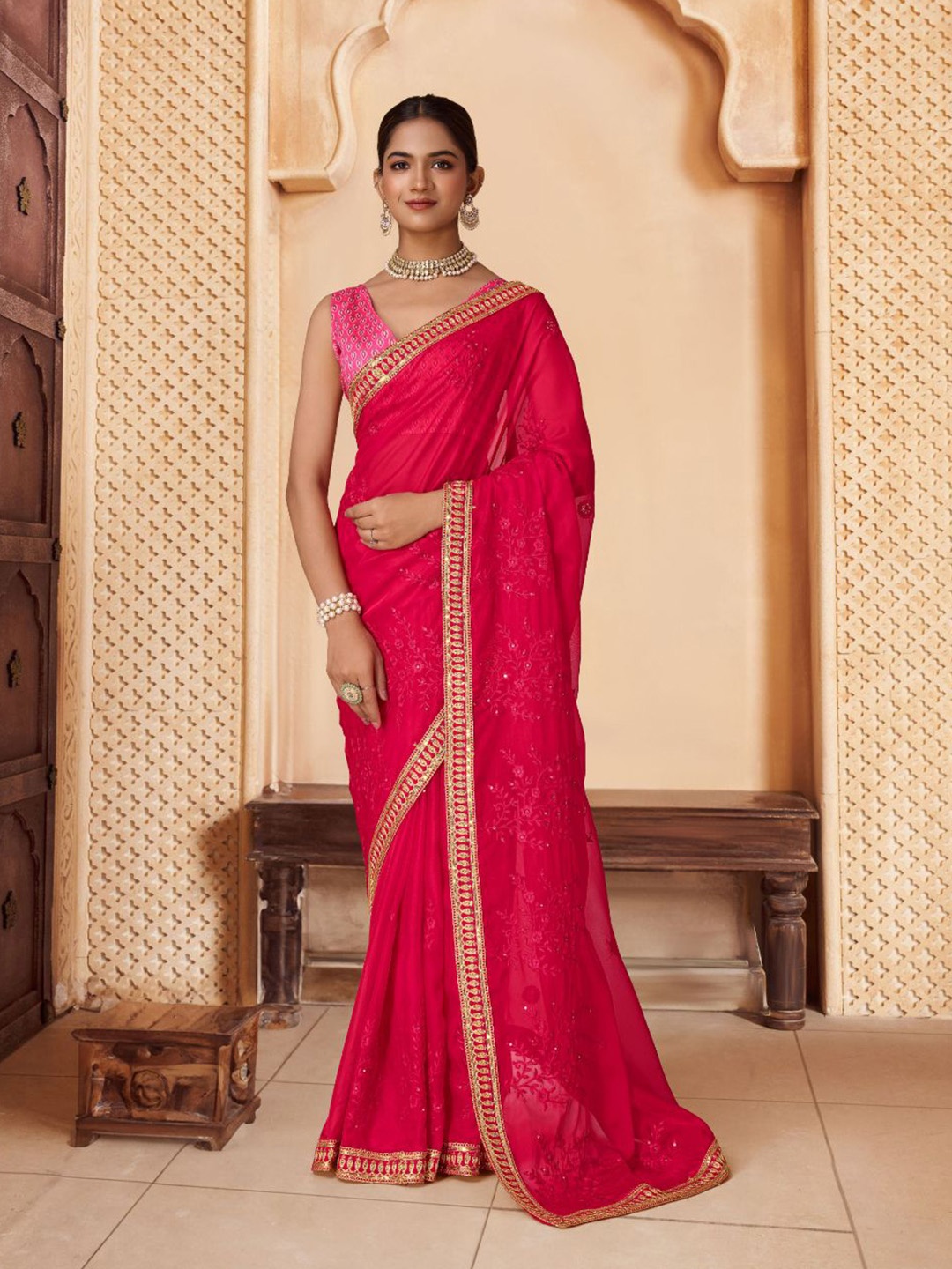 

House of Pataudi Embroidered Organza Saree With Blouse Piece, Pink