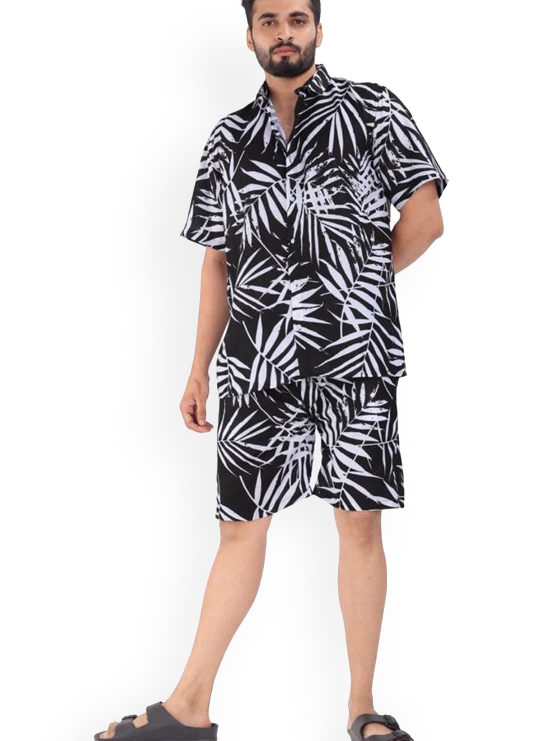 

BROWN BROTHERS Printed Short Sleeve Shirt & Shorts Co-Ords, Black