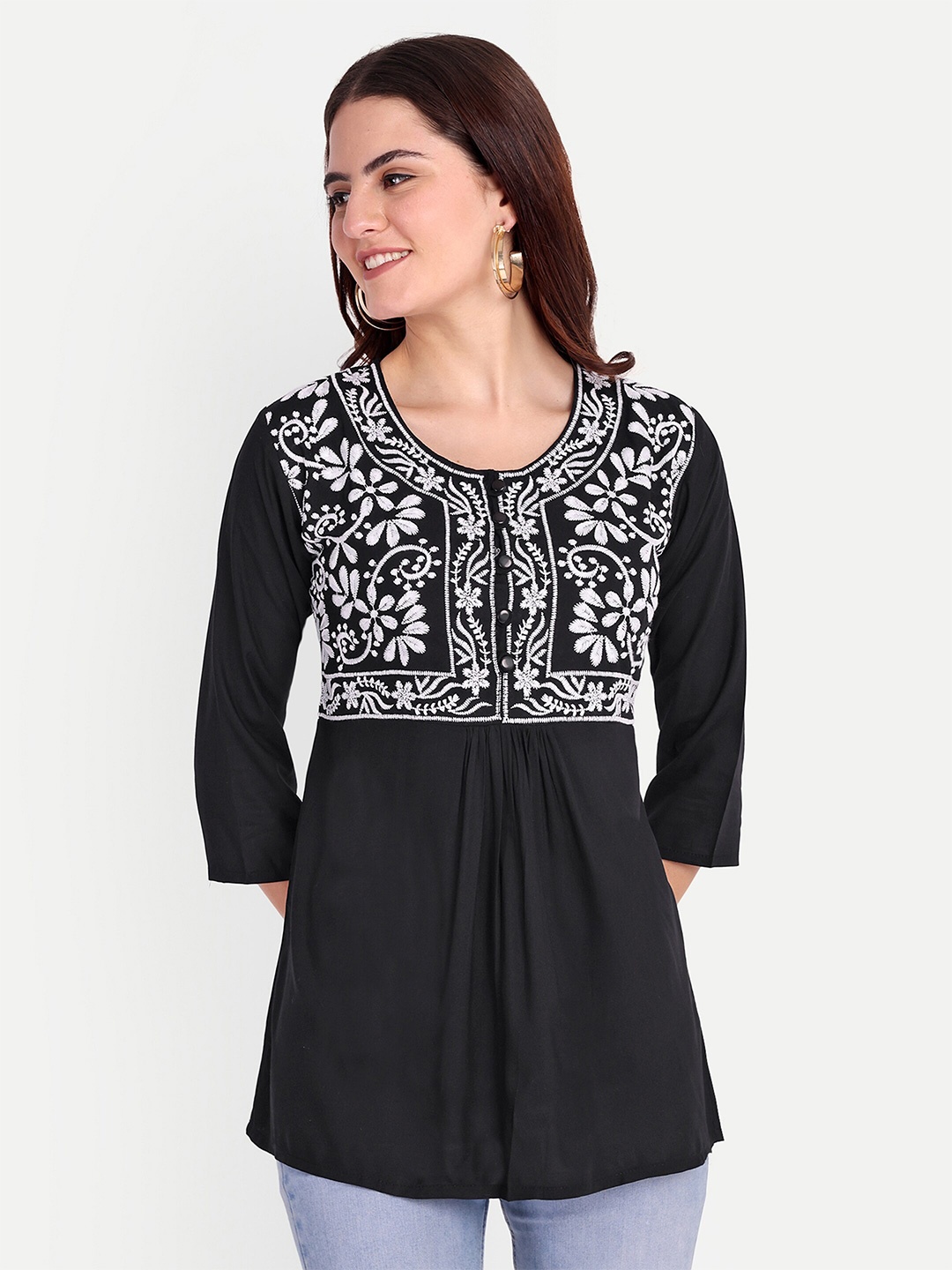 

FNOCKS Embroidered Round Neck Organic Cotton Top, Black
