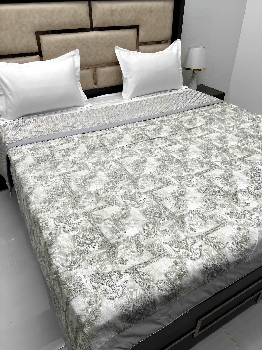 

Pure Decor Grey & White Ethnic Motifs Cotton AC Room 233 GSM Double Bed Dohar
