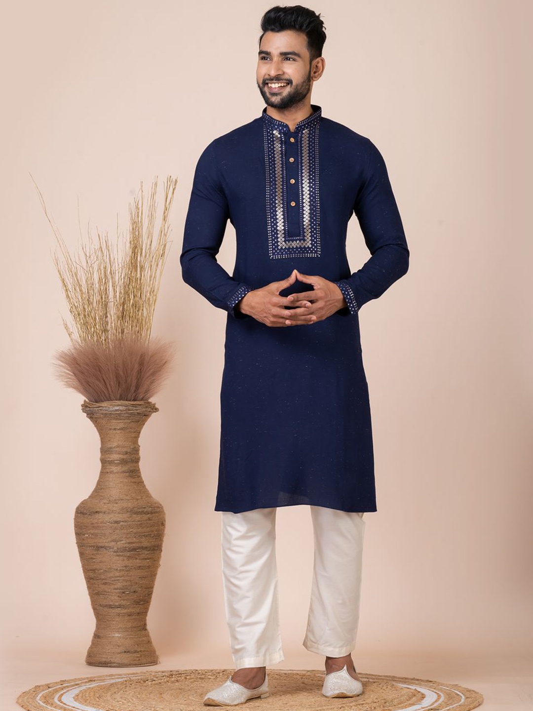 

HU - Handcrafted Uniquely Men Thread Work Kurta, Navy blue