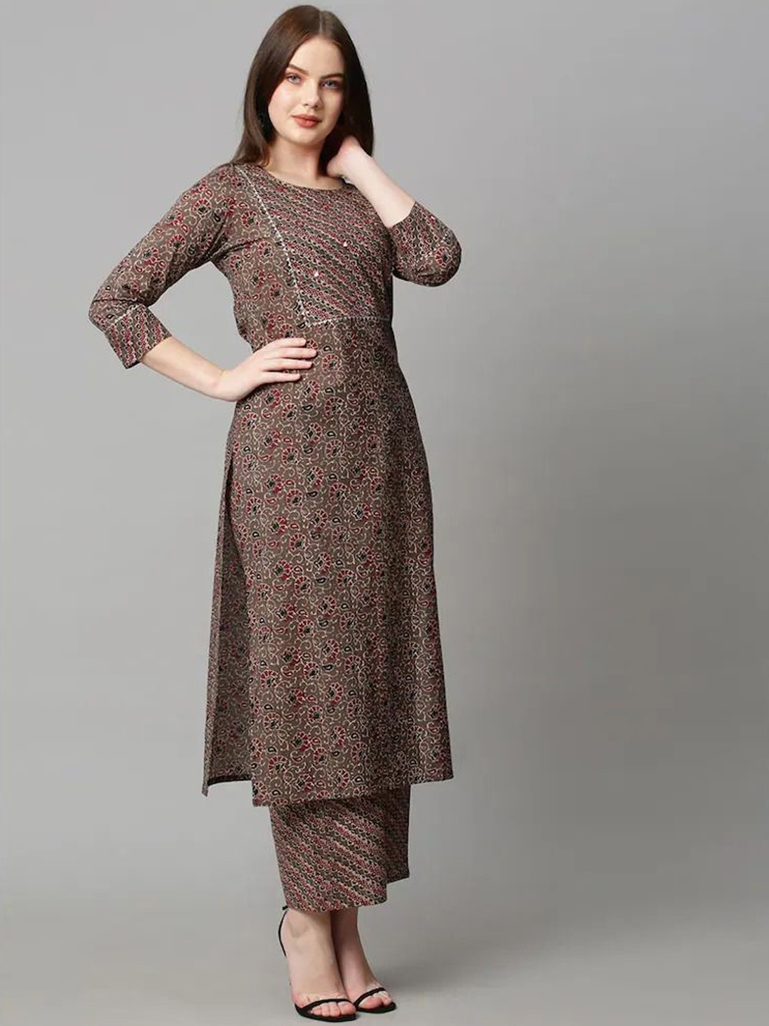 

SANJANA SILK Women Printed Regular Kurta with Trousers, Brown