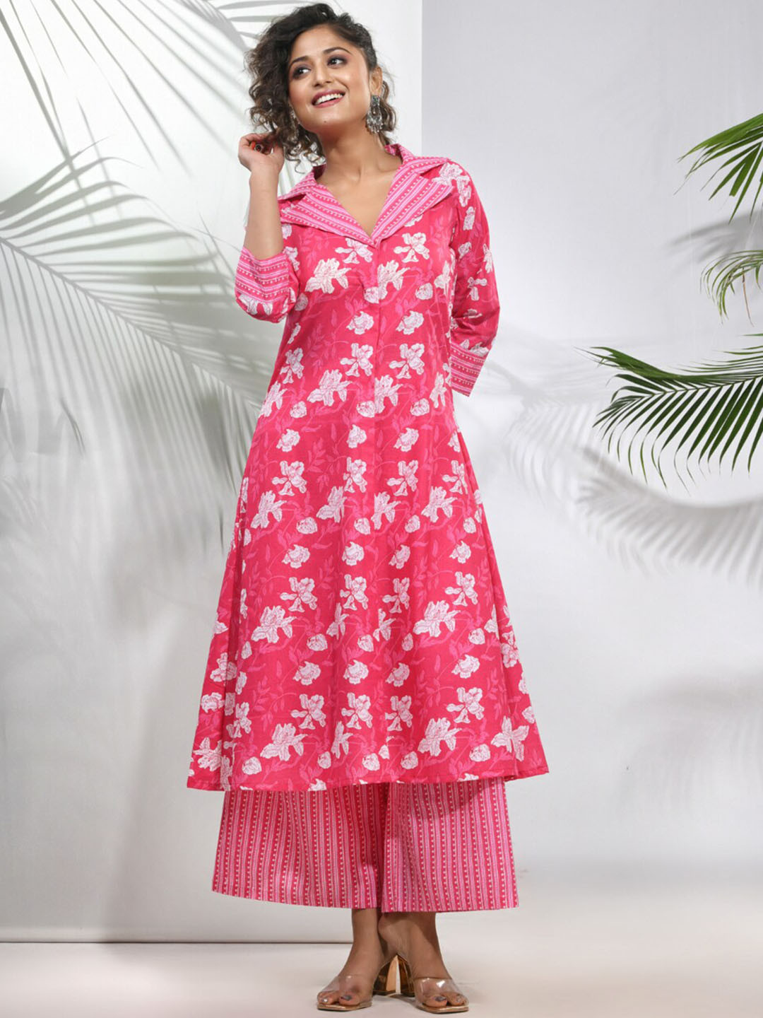 

Charukriti Floral Printed Shirt Collar Cotton A-Line Kurta, Pink