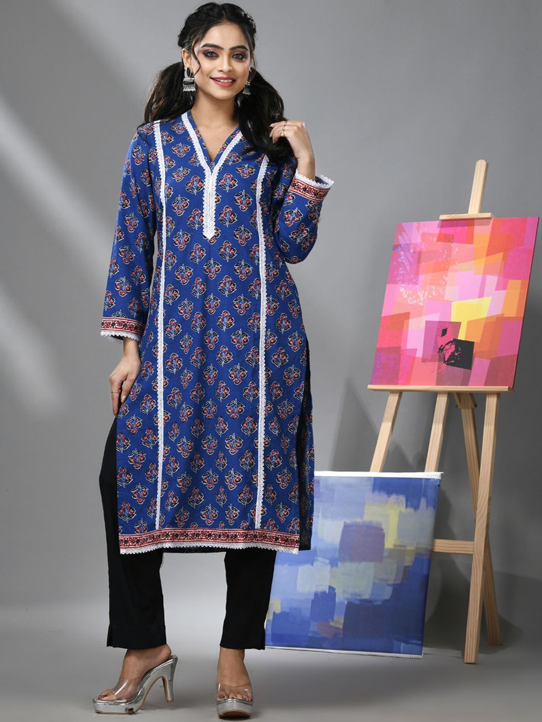 

Charukriti Floral Printed Thread Work Cotton A-Line Kurta, Blue