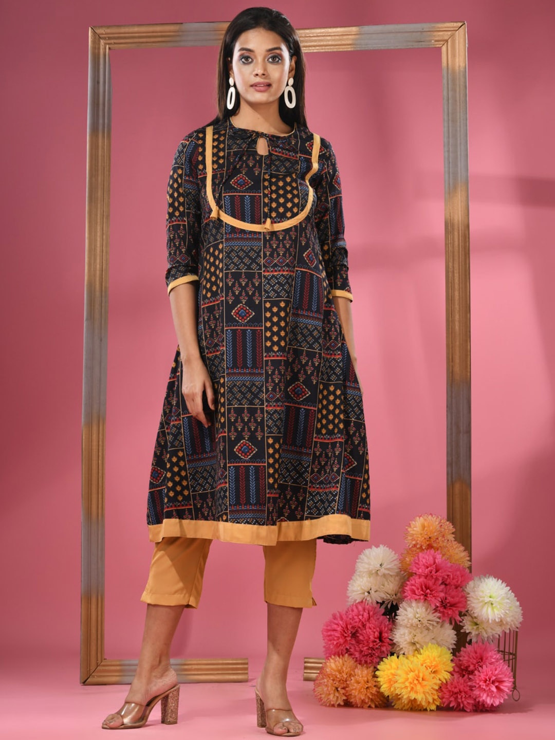 

Charukriti Ethnic Motifs Printed Keyhole Neck A-Line Crepe Kurta, Black