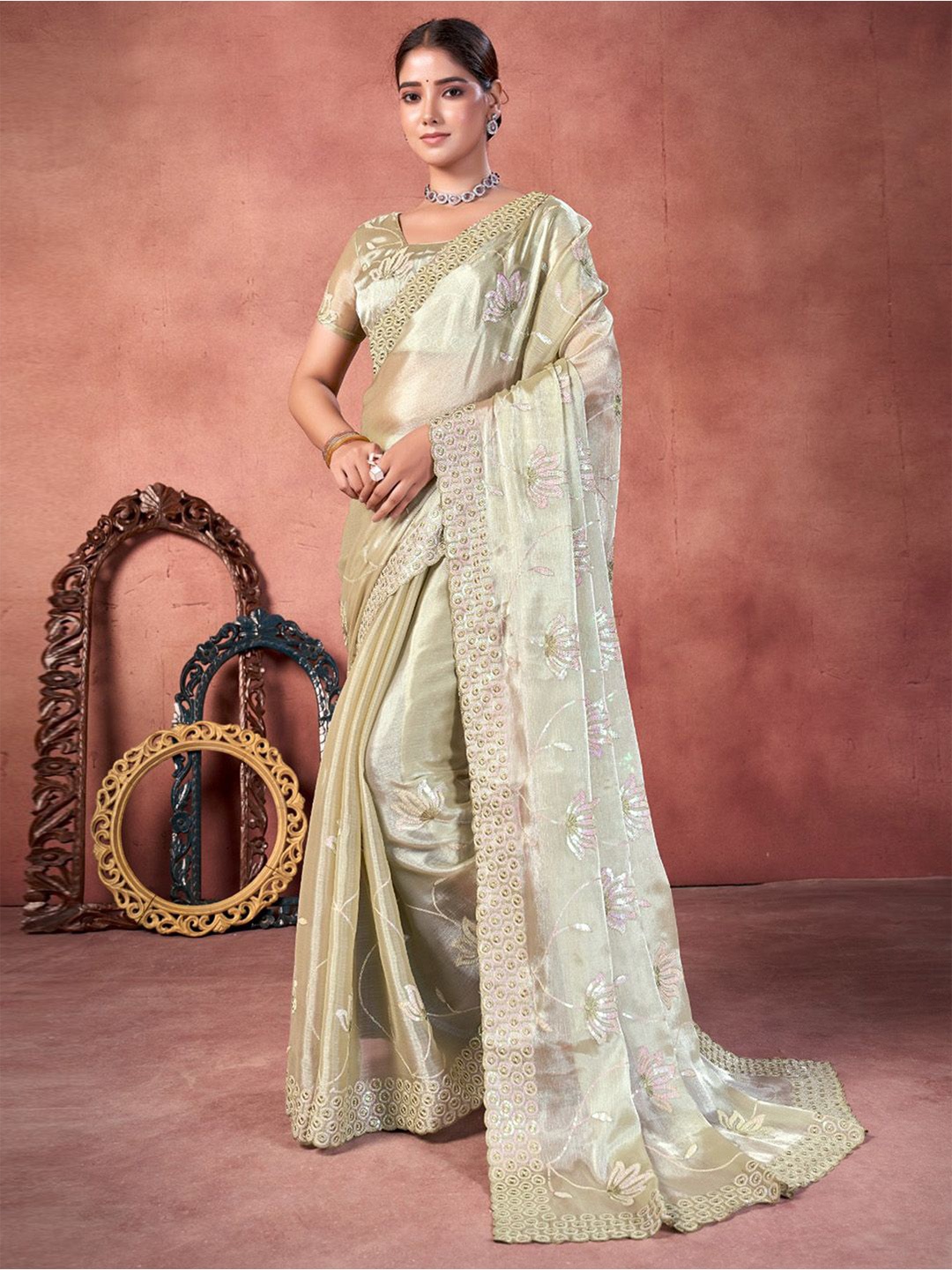 

Saree mall Embellished Embroidered Organza Sarees, Green