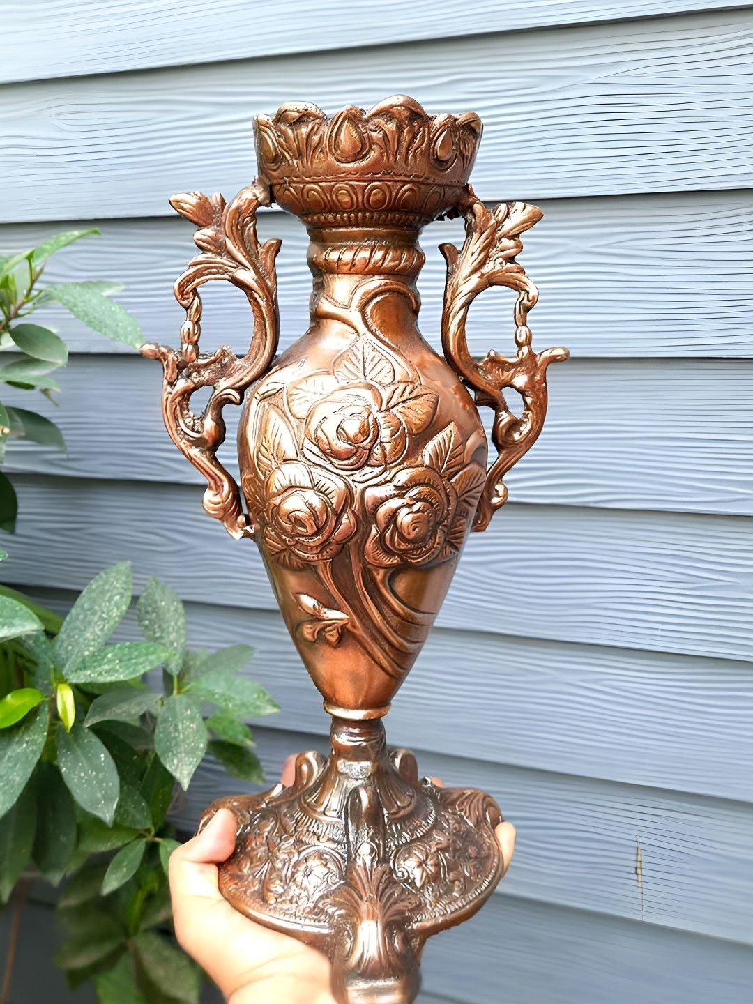 

apka mart Copper Toned Textured Metal Flower Vase