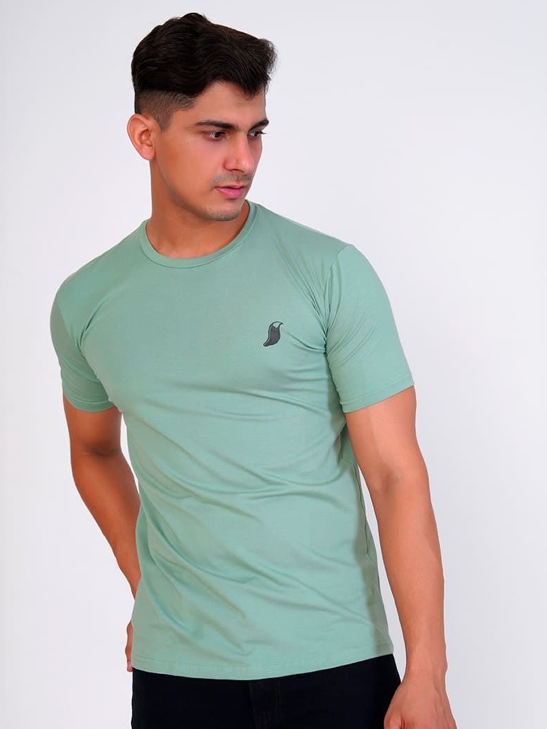 

ROYALTAIL Men Cotton Brand Logo Printed Round Neck T-shirt, Green