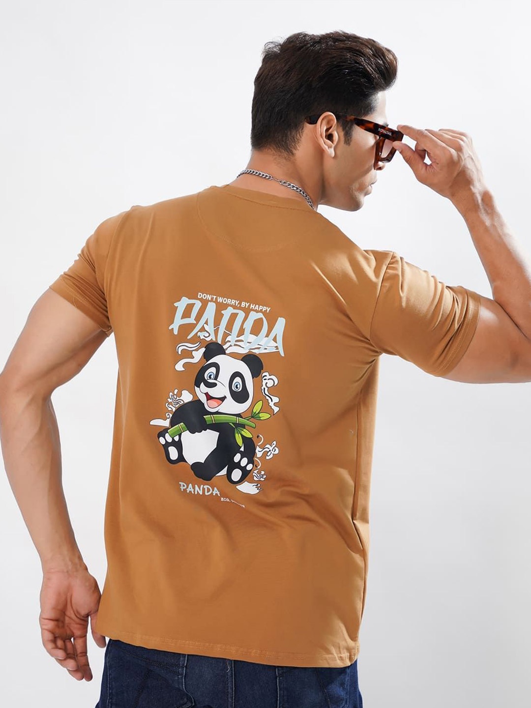 

ROYALTAIL Men Cotton Graphic Panda Printed Round Neck T-shirt, Brown