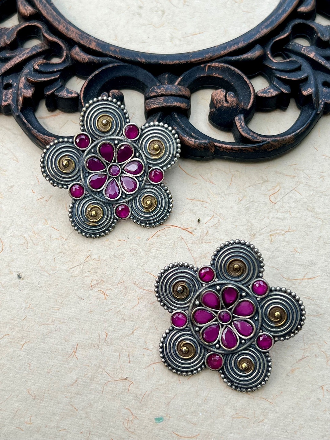 

Prettilicious Contemporary Chandbalis Earrings, Multi