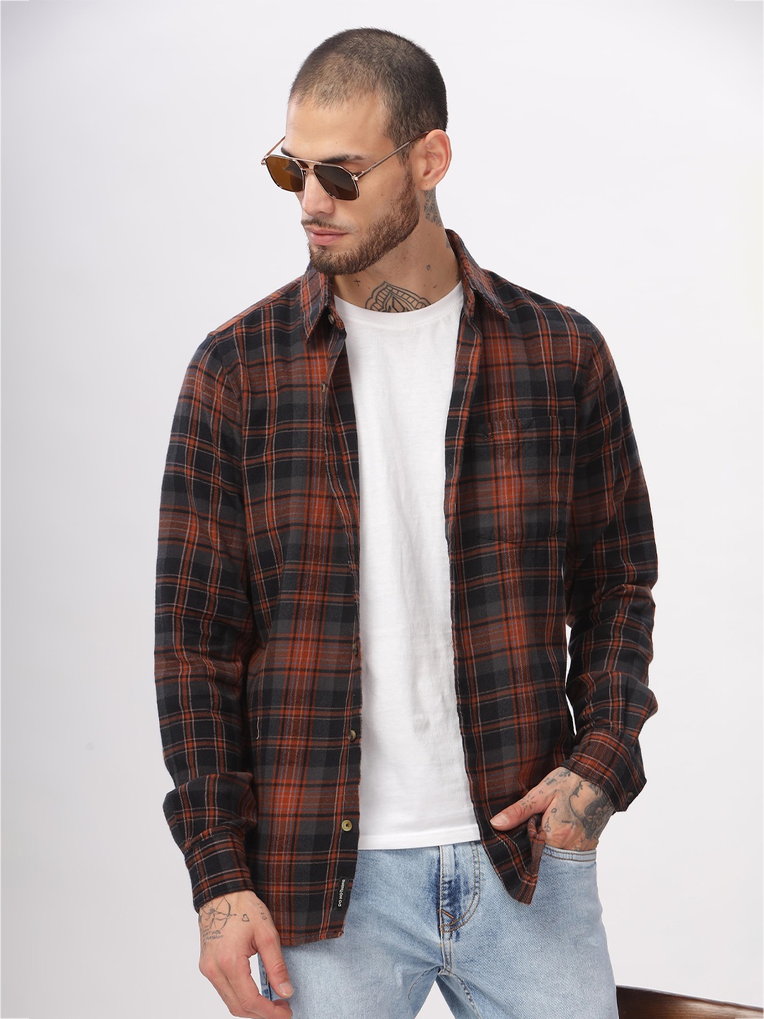 

WROGN Custom Slim Fit Tartan Checked Spread Collar Long Sleeves Casual Shirt, Rust