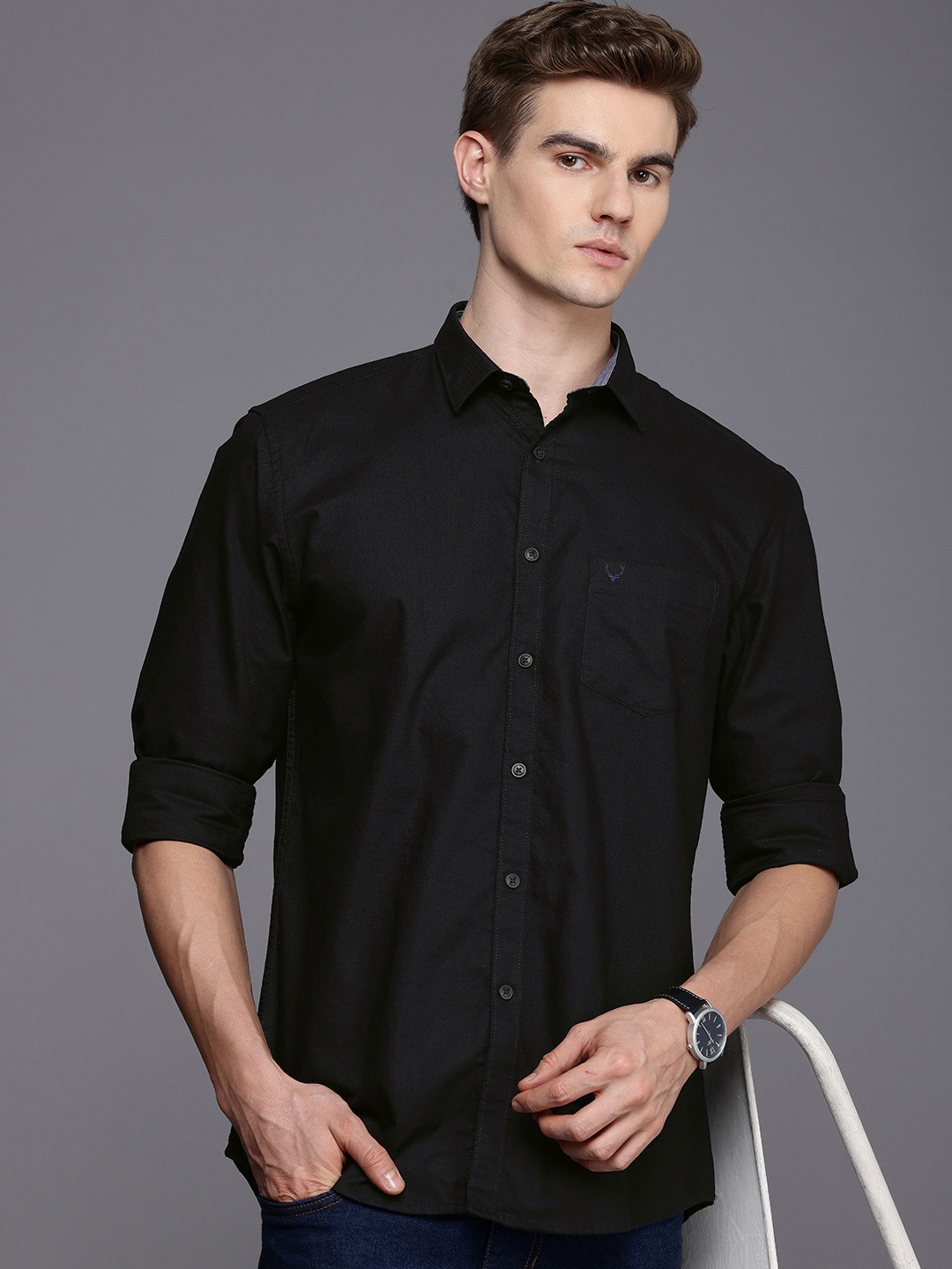 

Allen Solly Classic Fit Cutaway Collar Pure Cotton Casual Shirt, Black