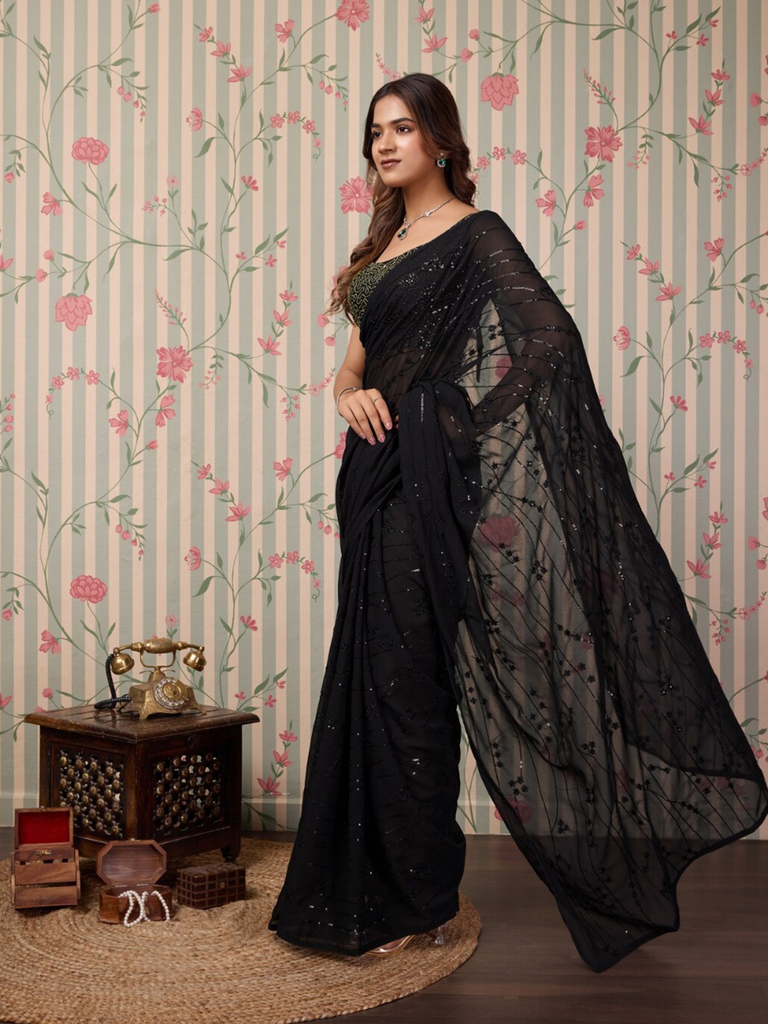 

Ode by House of Pataudi Embellished Sequinned Poly Georgette Saree, Black
