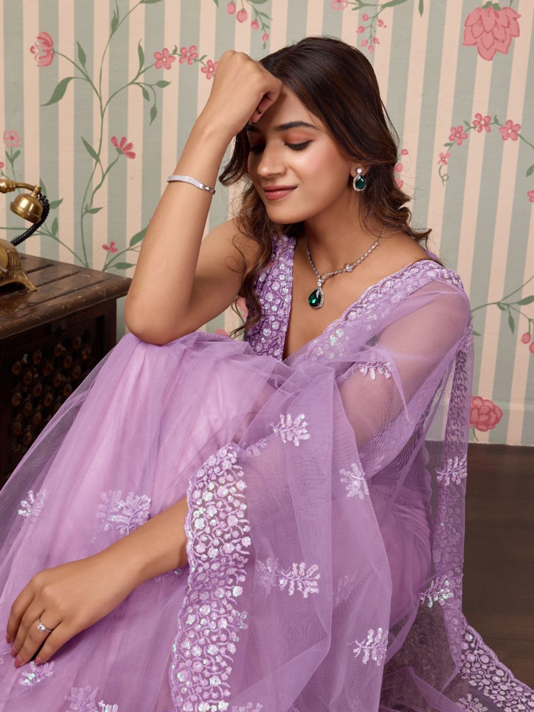 

Ode by House of Pataudi Floral Sequinned Net Saree, Lavender