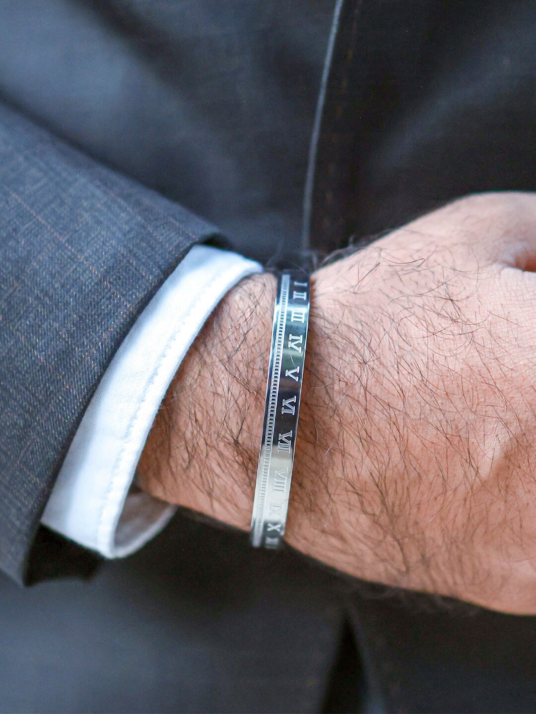 

SWASHAA Men Silver-Plated Kada Bracelet
