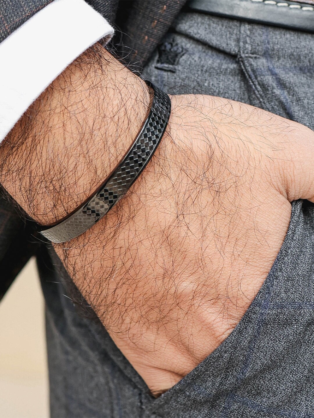 

SWASHAA Men Rhodium-Plated Kada Bracelet, Black