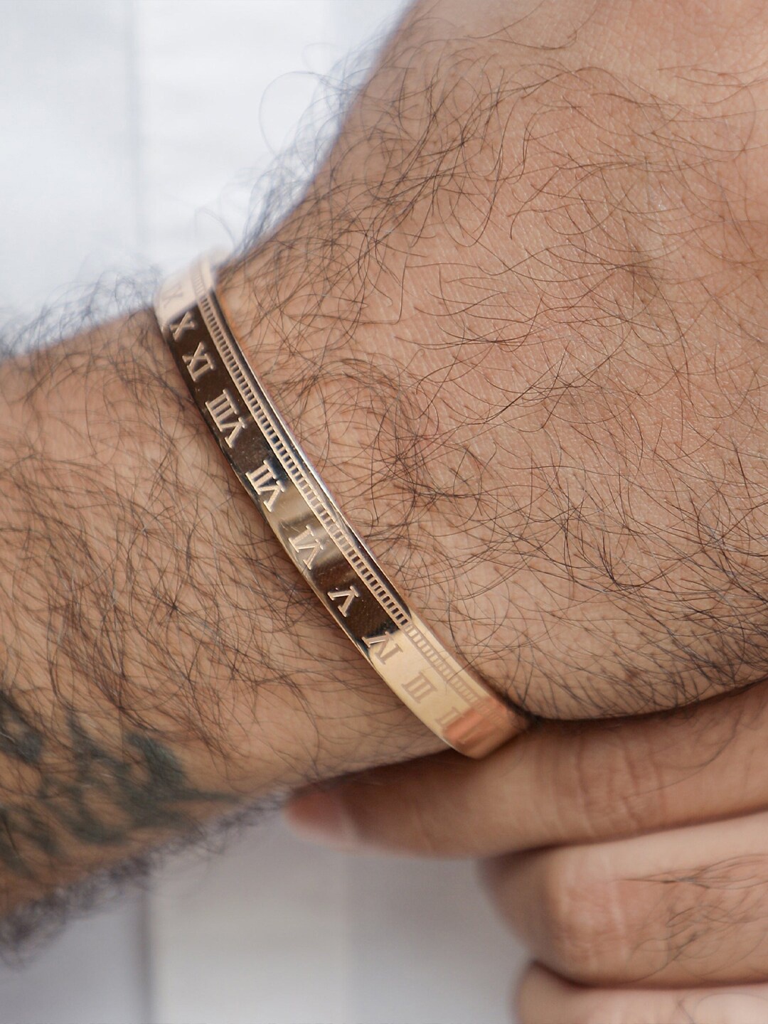 

SWASHAA Men Rose Gold-Plated Kada Bracelet