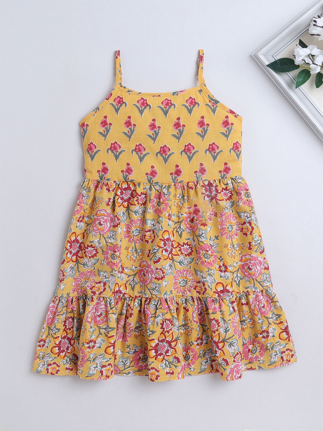 

The Magic Wand Ethnic Motifs Print A-Line Dress, Yellow