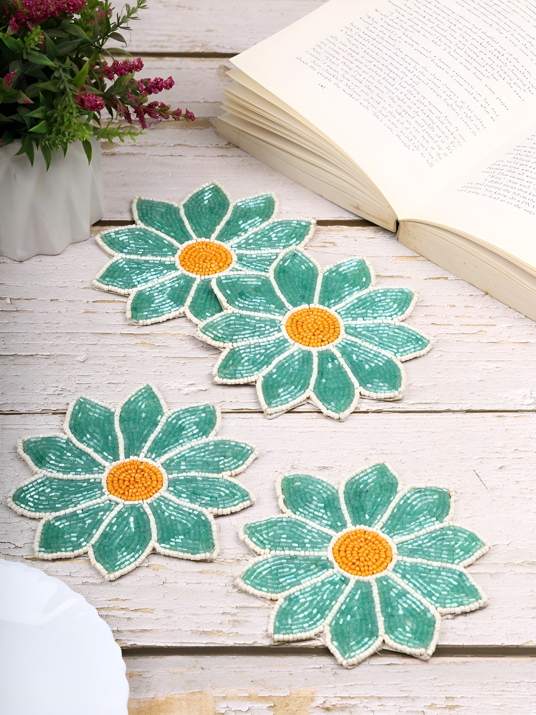 

Aditya Impex 4-Pcs Green & Yellow Beaded Agate Stone Coasters