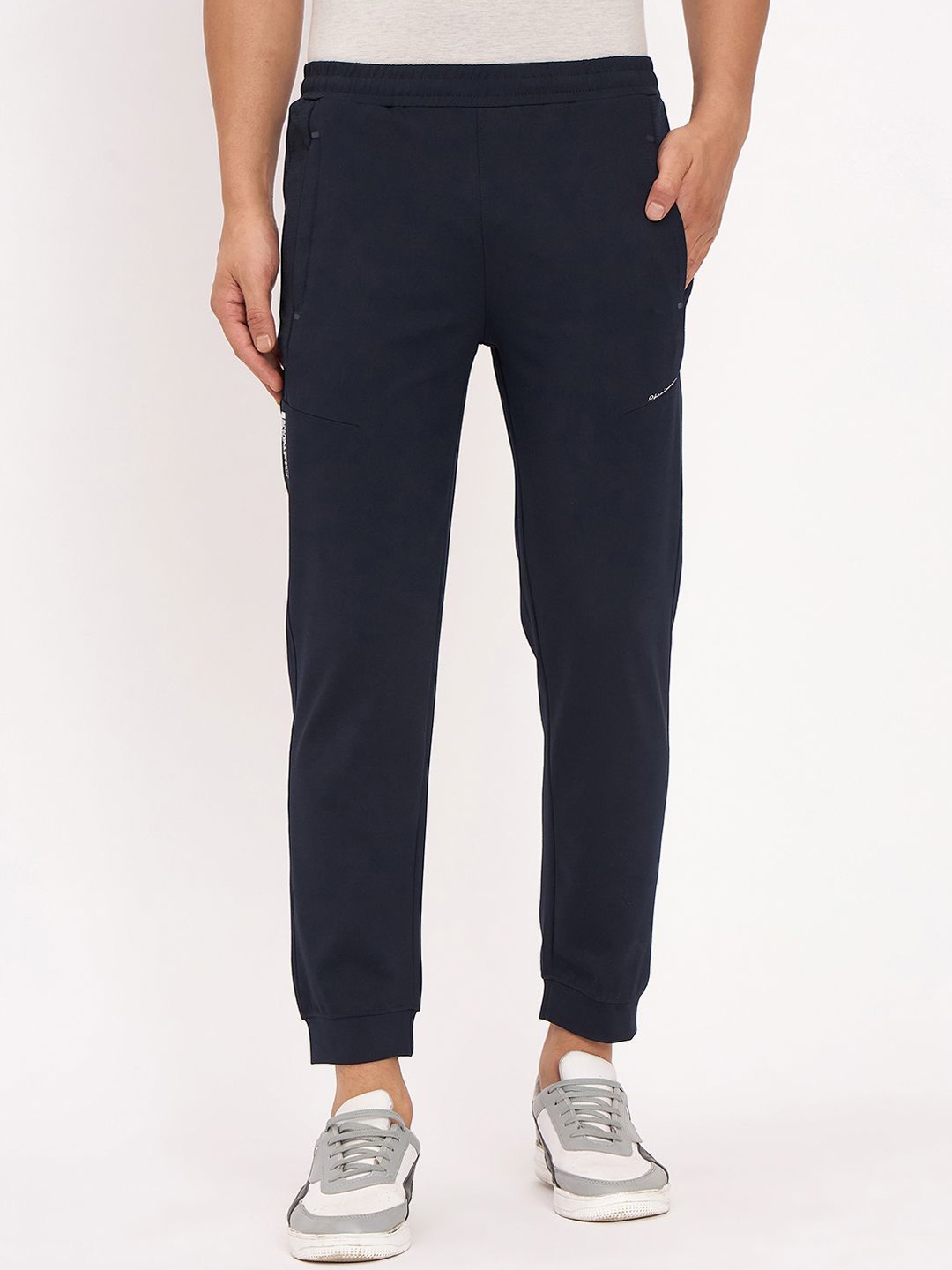 

Okane Men Mid-Rise Joggers, Navy blue