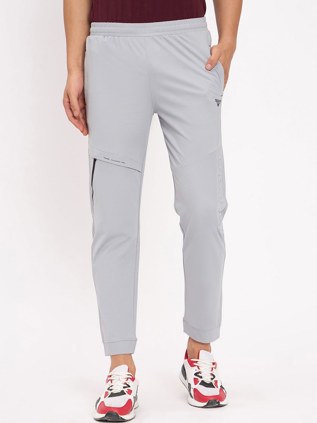 

Okane Men Cotton Mid Rise Joggers, Grey