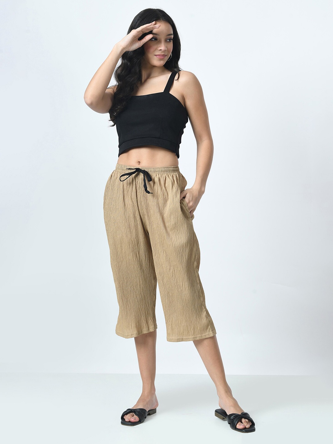 

BAESD Women Solid Capris, Beige