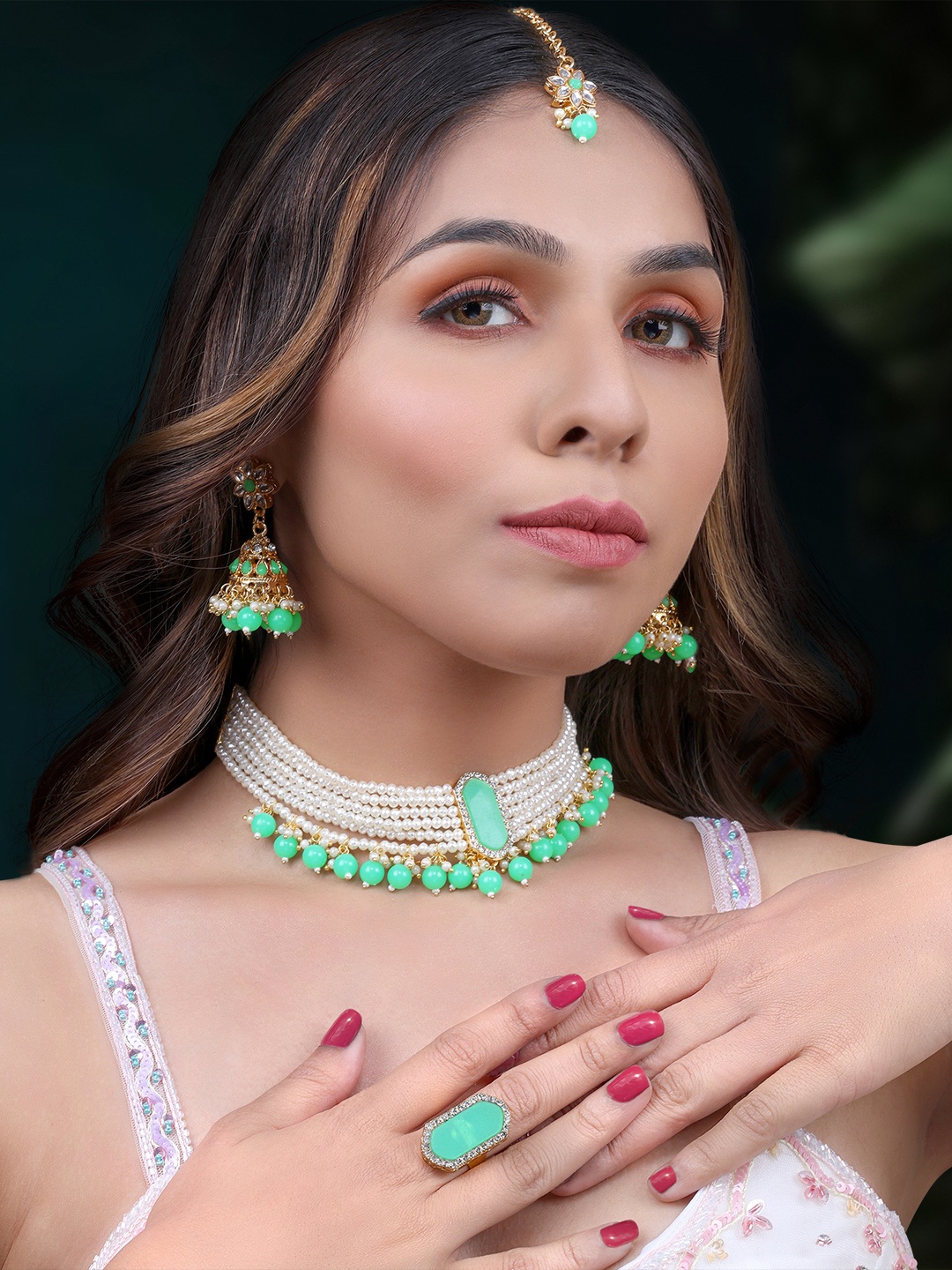 

Peora Stone-Studded & Beaded Jewellery Set, Green