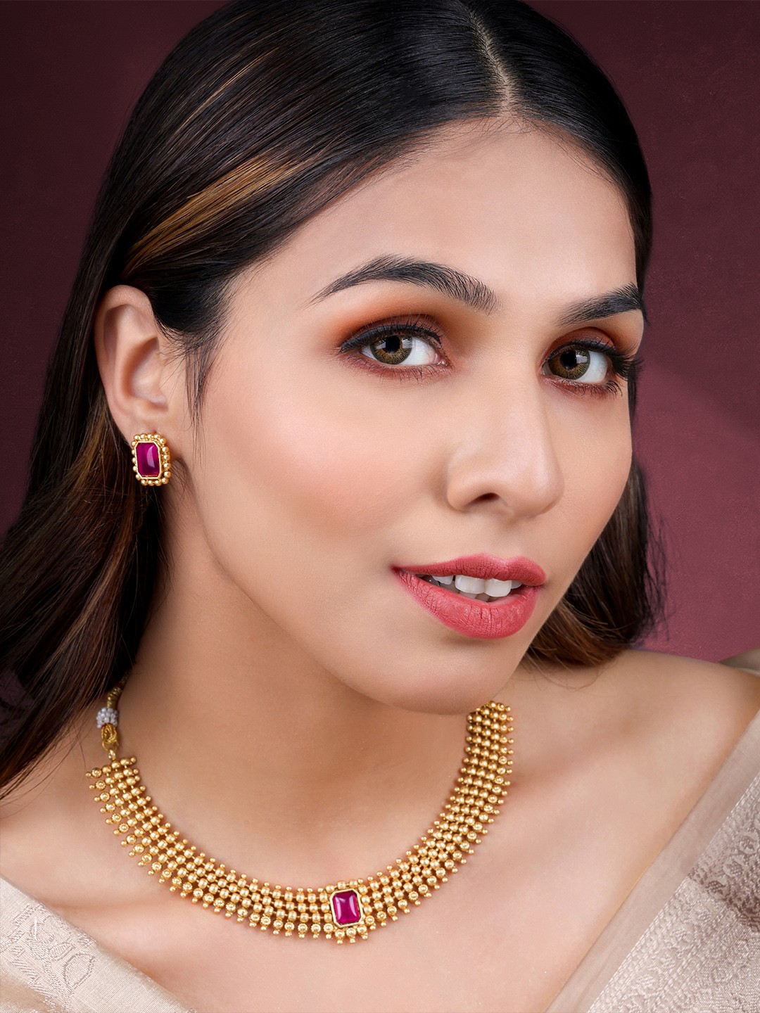 

Peora Gold-Plated Stone Studded Jewellery Set