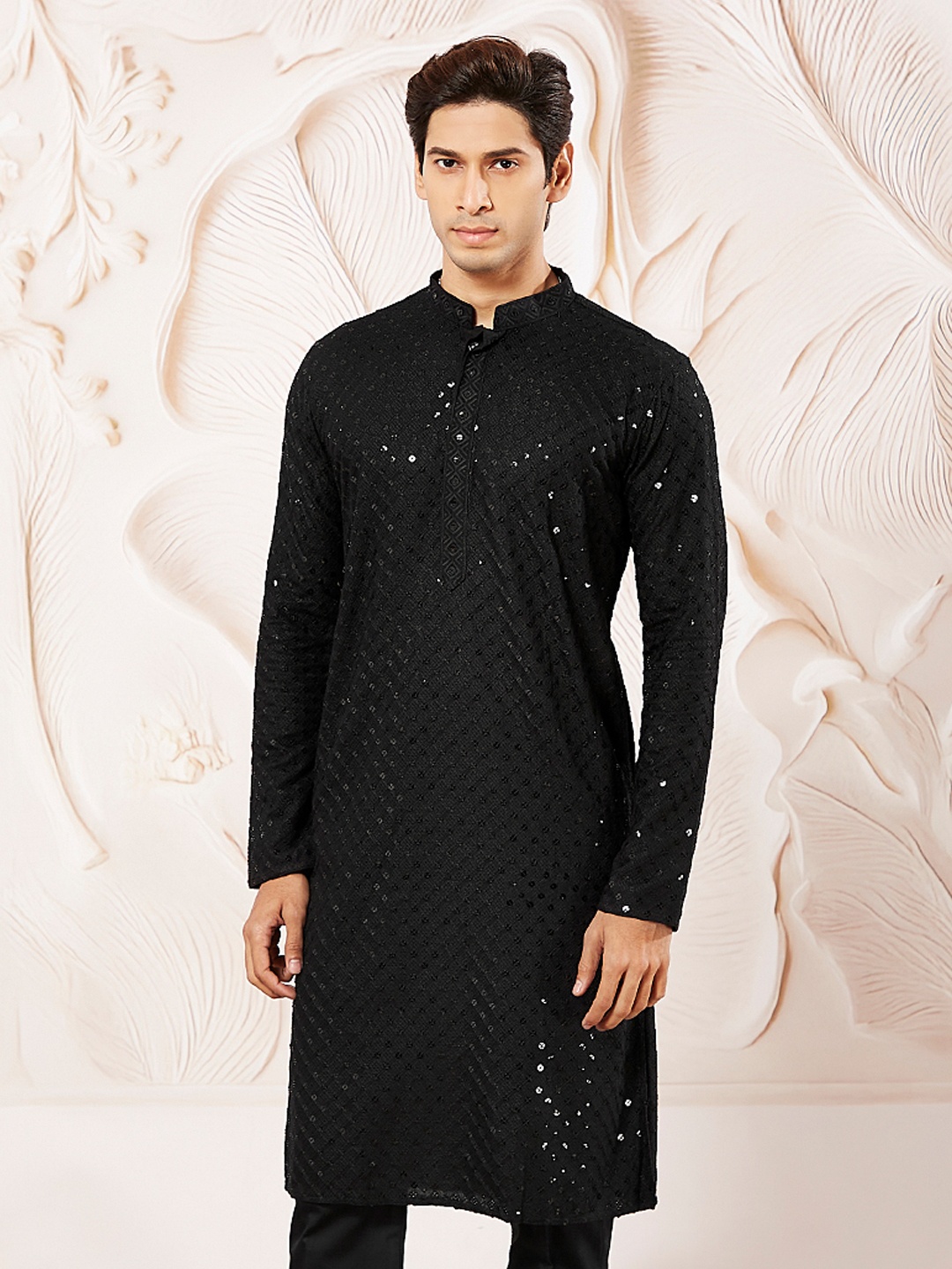 

VASTRAMAY Geometric Embroidered Sequinned Mandarin Collar Thread Work Straight Kurta, Black