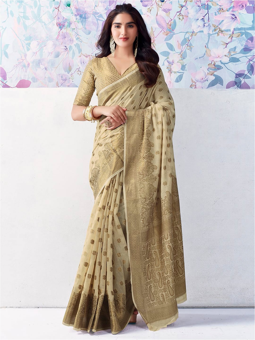 

Satrani Woven Design Zari Silk Cotton Banarasi Saree, Beige