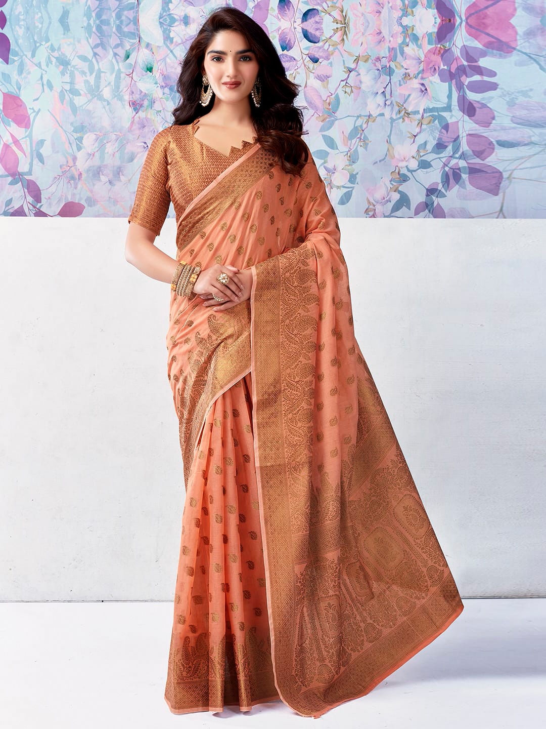 

Satrani Woven Design Zari Silk Cotton Banarasi Saree, Peach