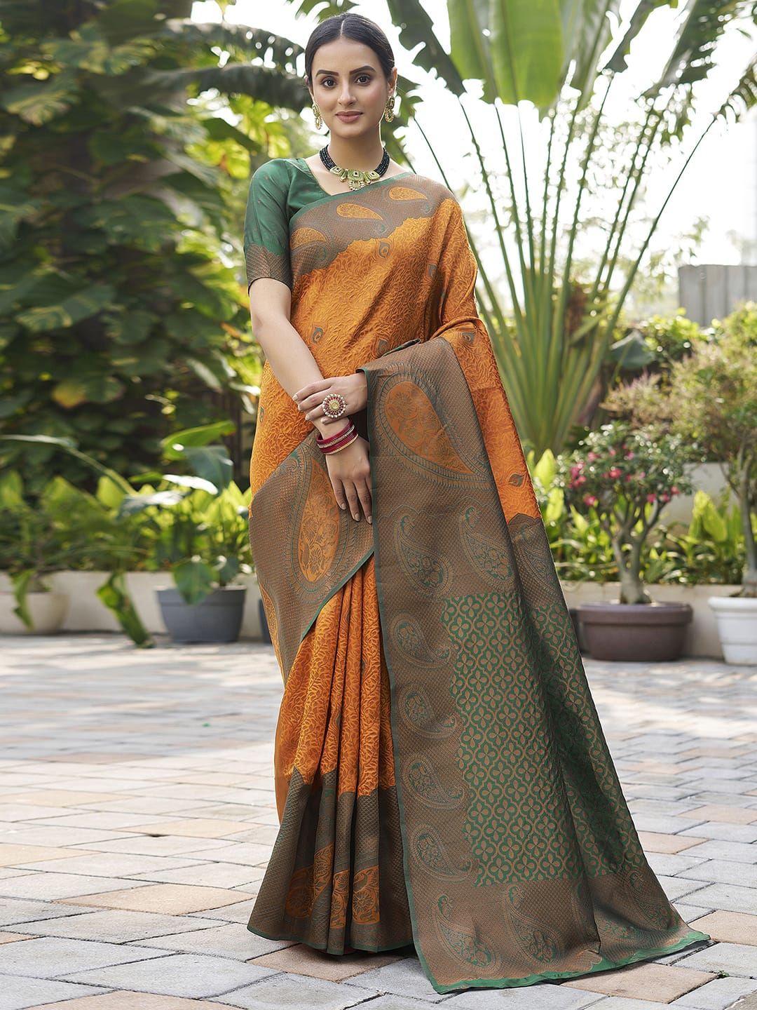 

Satrani Woven Design Zari Art Silk Banarasi Saree, Orange