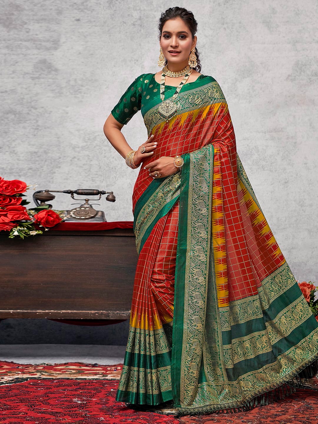 

Satrani Checked Art Silk Saree, Red