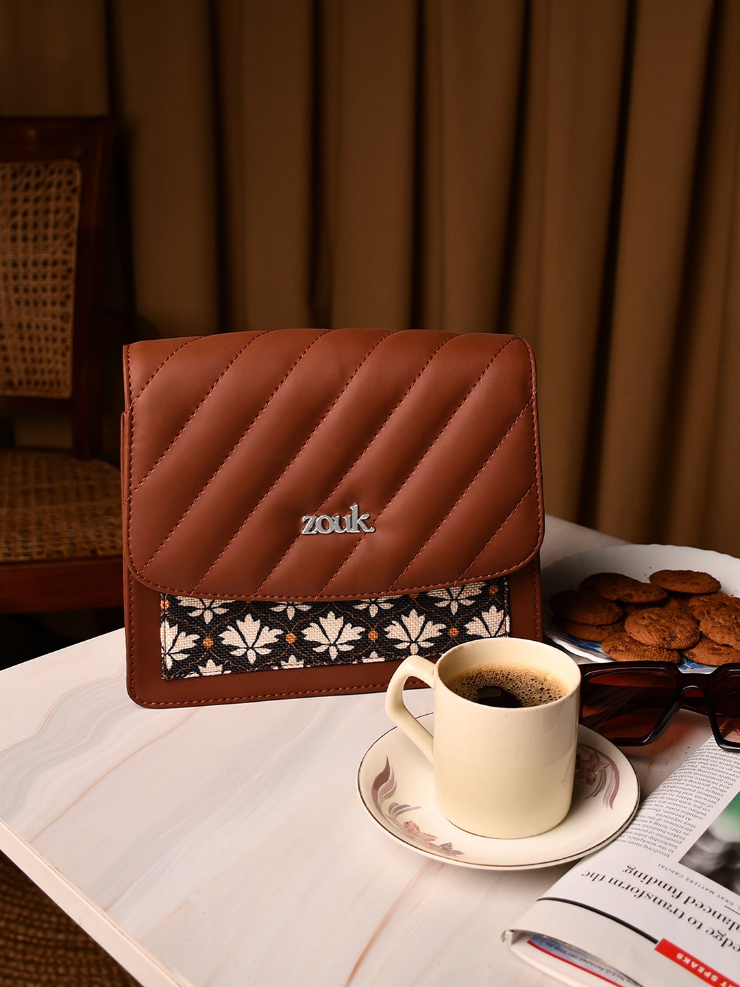 

ZOUK Structured Handheld Bag with Applique, Black