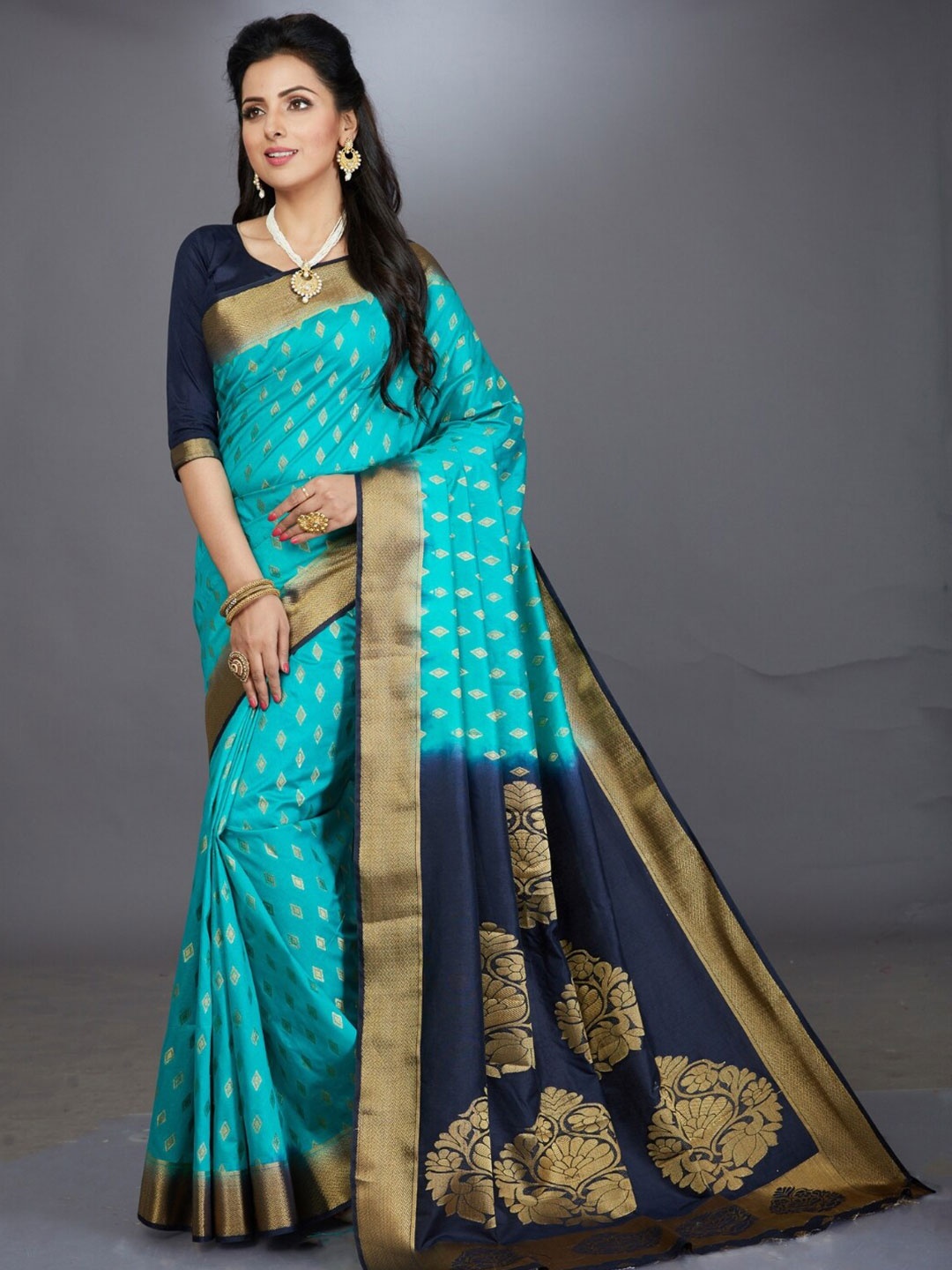 

Mitera Woven Design Zari Silk Blend Kanjeevaram Saree, Blue